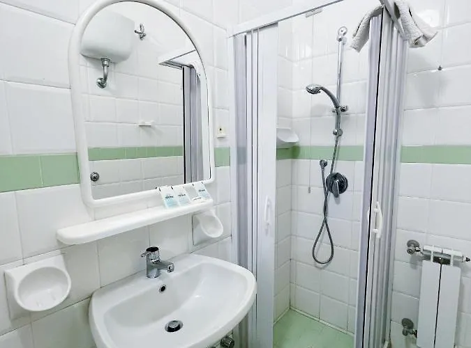 Rosetta Hotel 3*